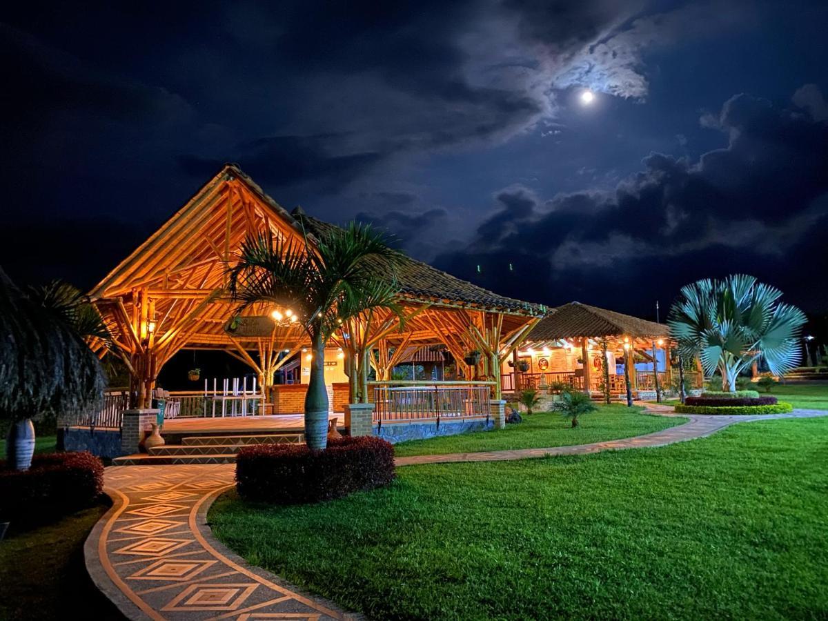 La Victoria Hotel Campestre Quimbaya Exterior photo
