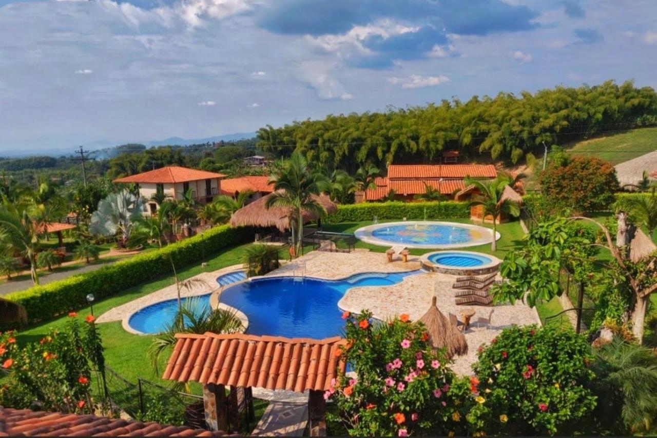 La Victoria Hotel Campestre Quimbaya Exterior photo